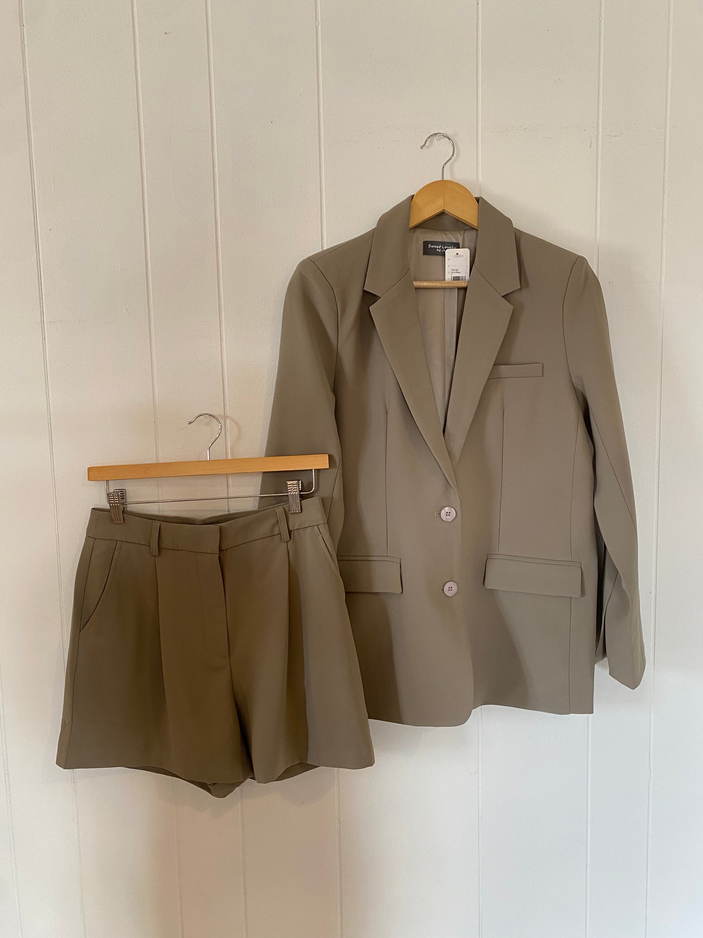Olivia Suit Shorts